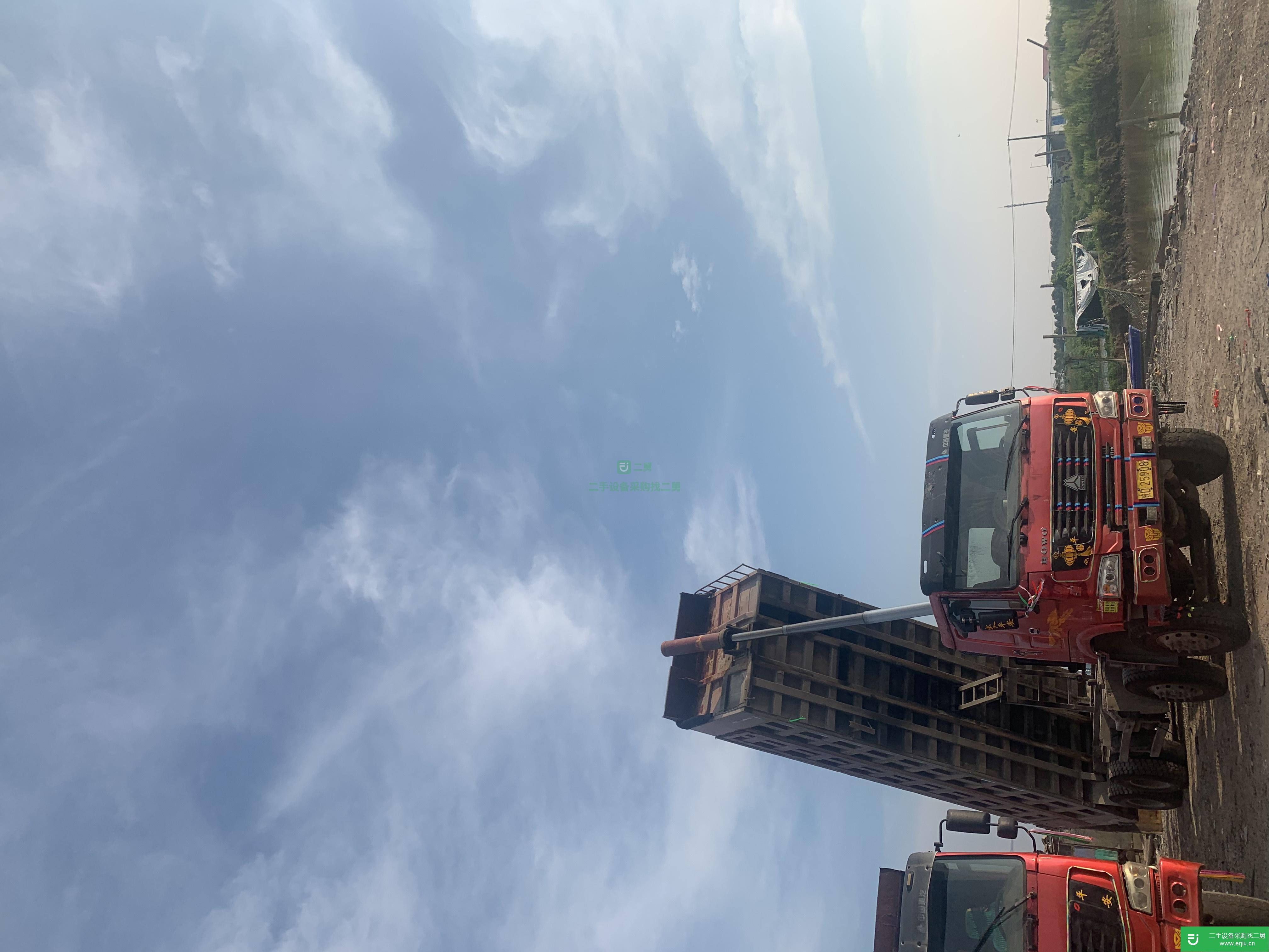 上海出售二手中國重汽自卸車