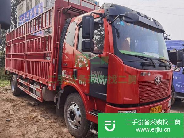 遼寧出售二手6.8米解放高欄貨車