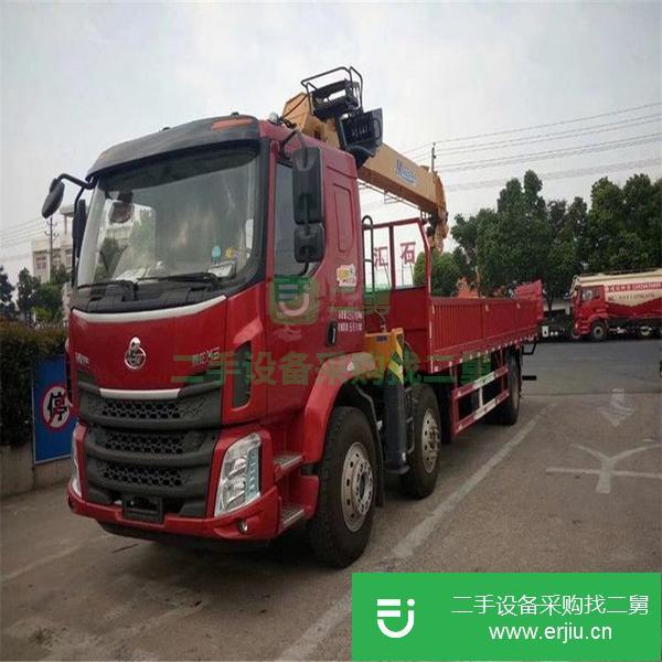 湖北出售二手柳汽小三軸10噸隨車吊