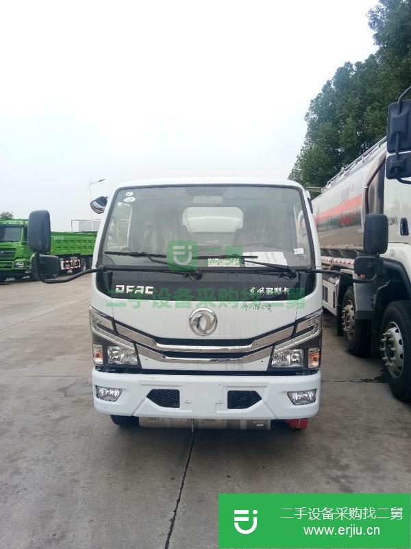 湖北出售二手5噸東風多利卡D6油罐車