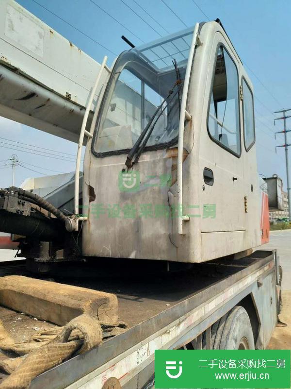 福建出售二手中聯25噸四節臂汽車吊