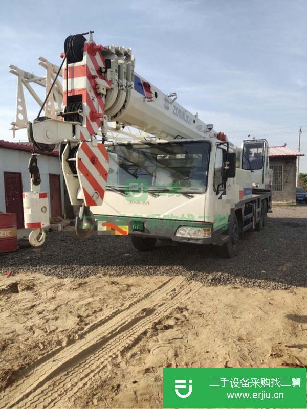 河南出售二手中聯25v吊車
