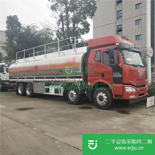 江西出售二手東風天龍前四后八油罐車