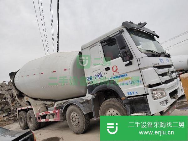 天津出售二手豪沃攪拌車國五