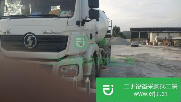 湖北出售2018年5月輕量化德龍攪拌車，無事故