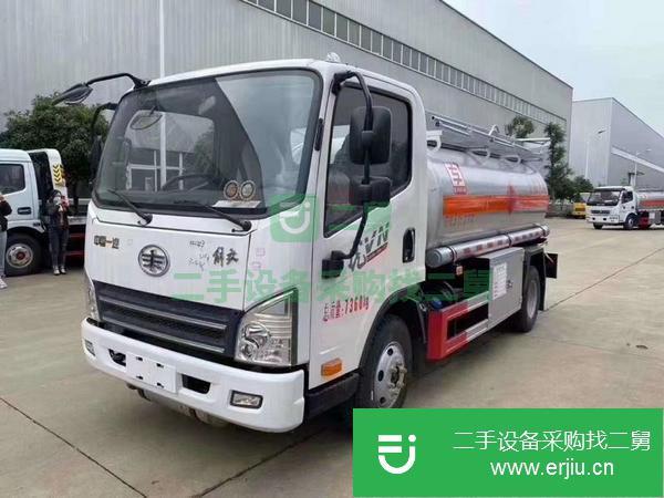 湖北出售二手五噸油罐車