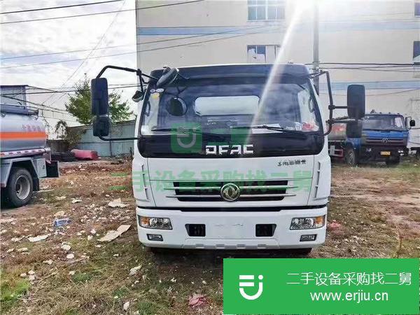 陜西出售二手東風(fēng)多利卡7.78方油罐車