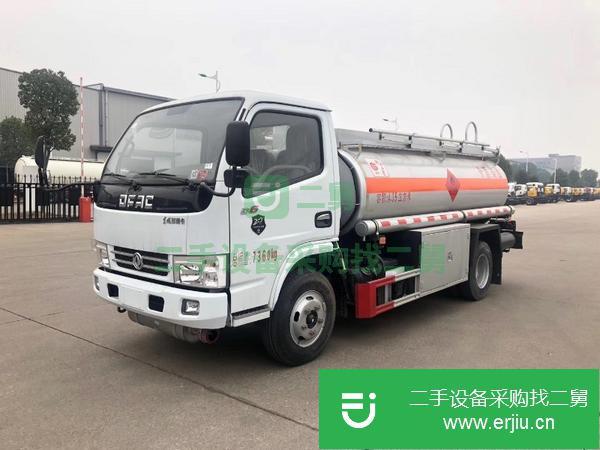 四川出售二手5噸東風多利卡油罐車