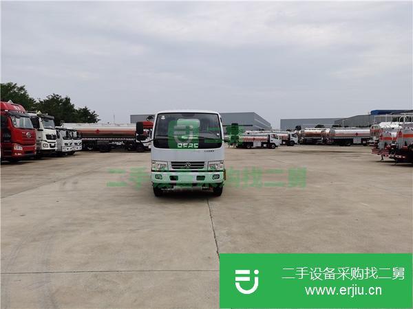 安微出售二手東風多利卡5噸油罐車