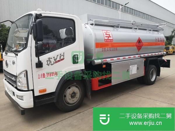 貴州出售二手解放8噸油罐車(chē)