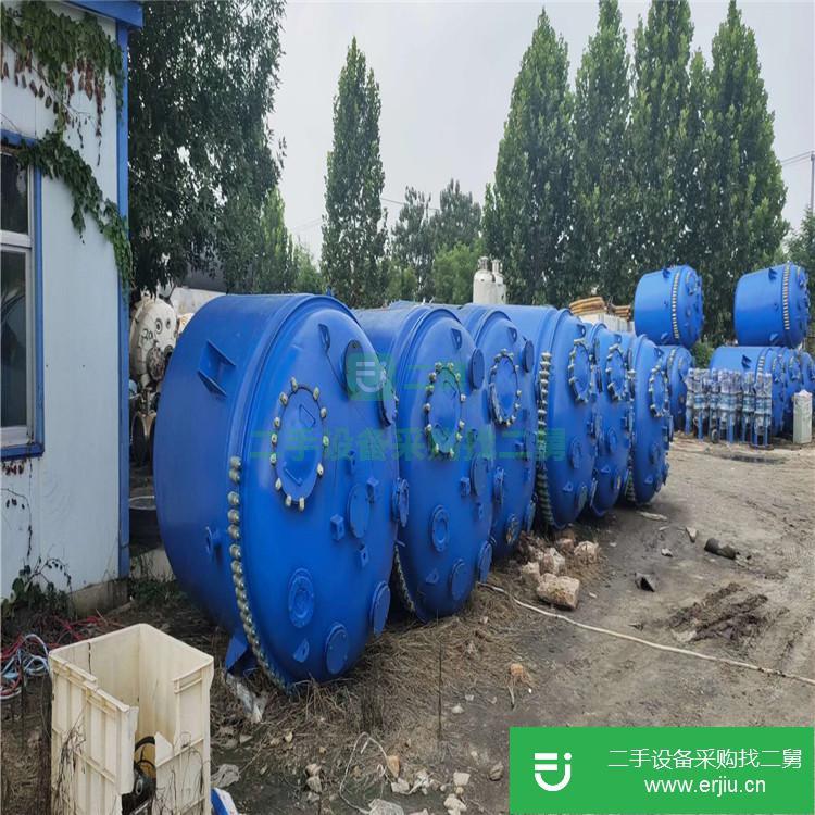 山東出售二手5000L搪瓷反應(yīng)釜