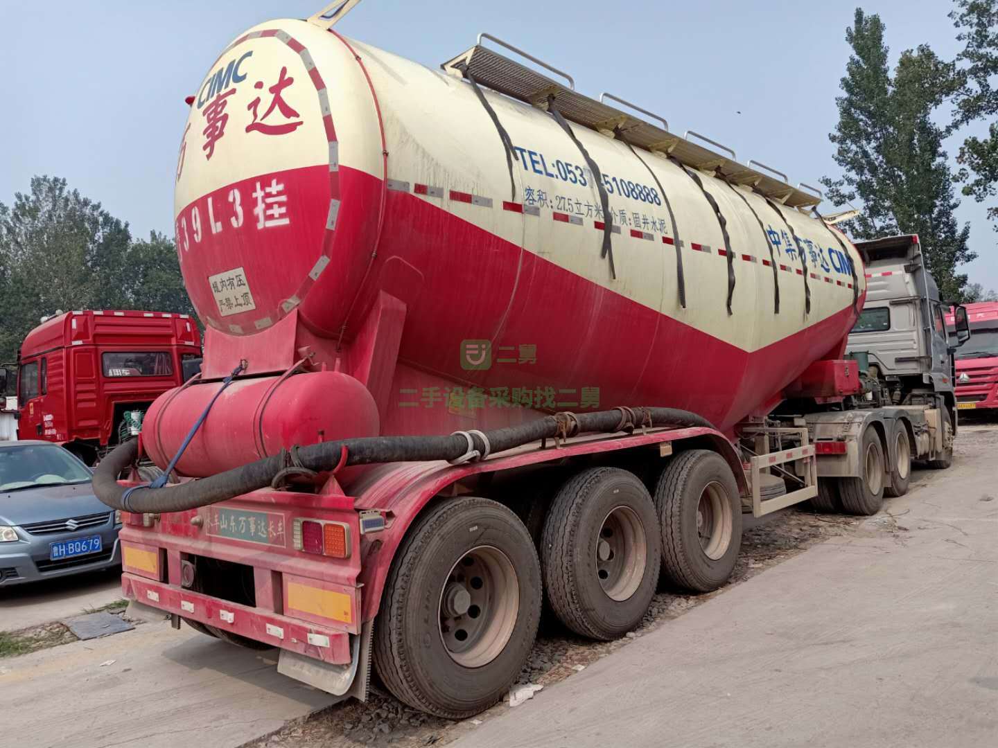 出售二手19年的38方輕型散裝水泥罐車