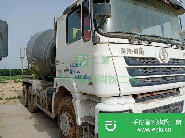 山東出售二手德龍攪拌車后八輪12方336馬力