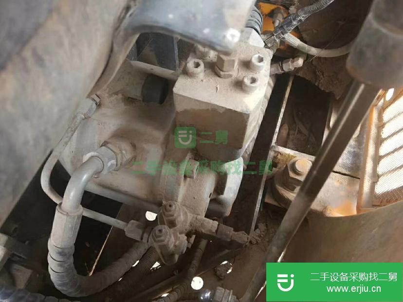 西藏出售二手卡特彼勒320D2挖掘機