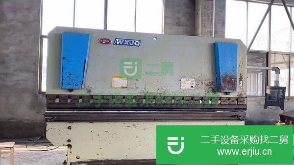 江蘇出售二手無錫金球125噸/4米雙伺服數(shù)控折彎機(jī)
