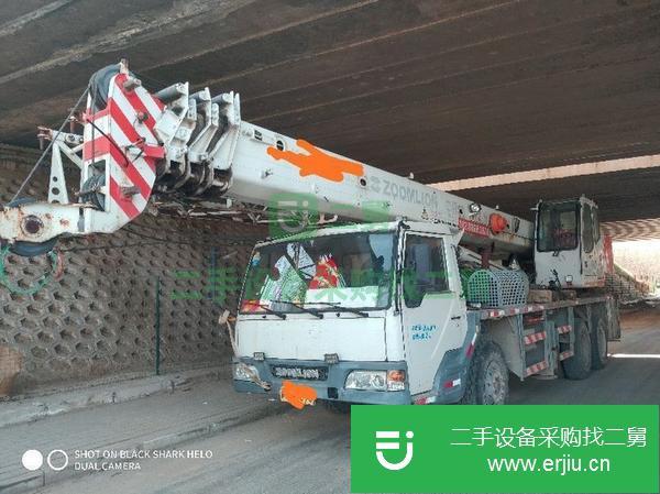 河南出售二手中聯(lián)20噸吊車
