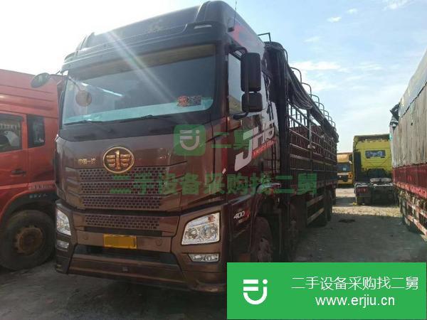 江西出售二手解放9米6蒼欄載貨車(chē)