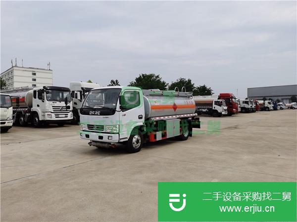 安微出售二手東風多利卡5噸油罐車