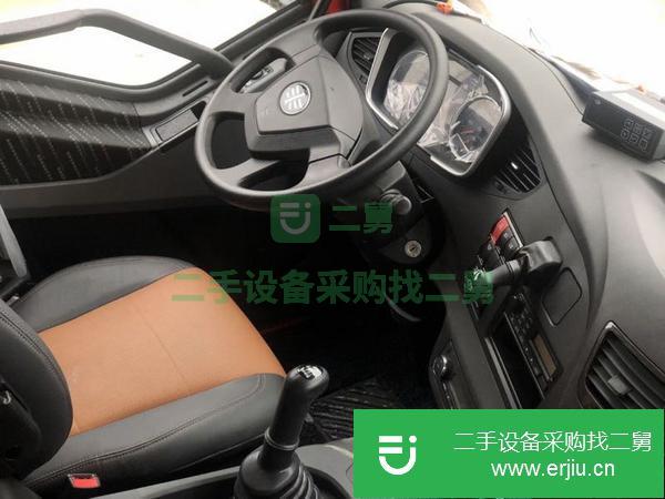 四川出售二手解放J6P前四后八冷藏車