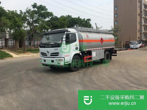 江蘇出售二手多利卡8噸油罐車