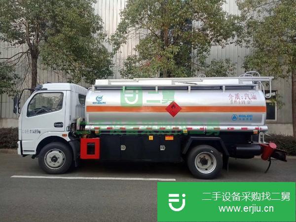 重慶出售二手東風(fēng)多利卡8噸油罐車
