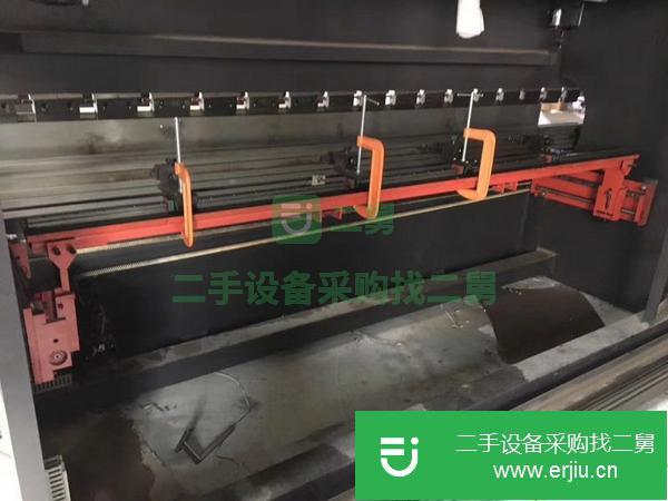 上海出售二手四米折彎機(jī)