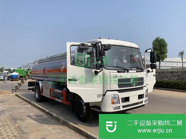 新疆出售二手8噸東風多利卡油罐車