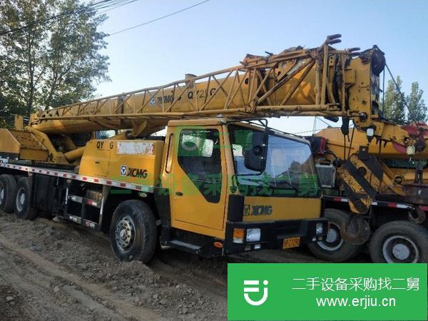 河南低價出售一臺徐工吊車