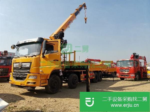 江蘇出售二手東風前四后八12噸隨車吊