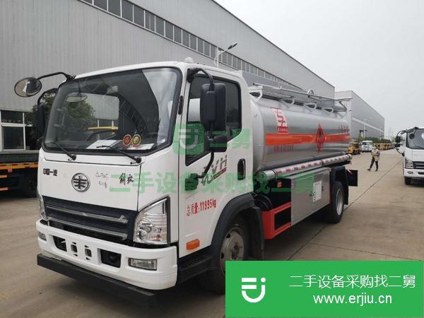 貴州出售二手解放8噸油罐車(chē)