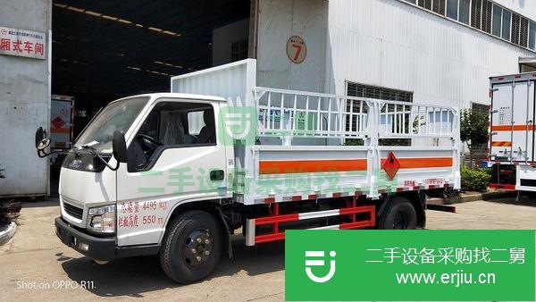 內蒙古出售二手江鈴順達4.2米二類危險品倉欄氣瓶運輸車