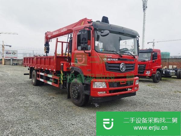 新疆出售二手8噸宏昌天馬隨車吊