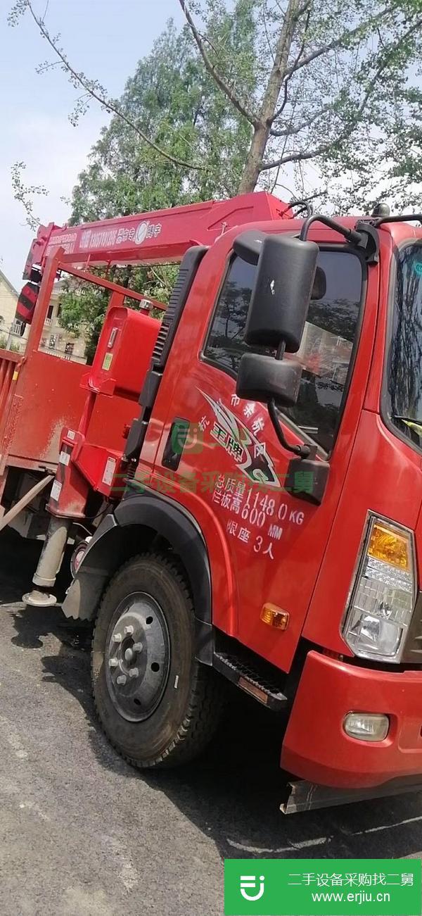 浙江出售二手5噸3節臂吊車