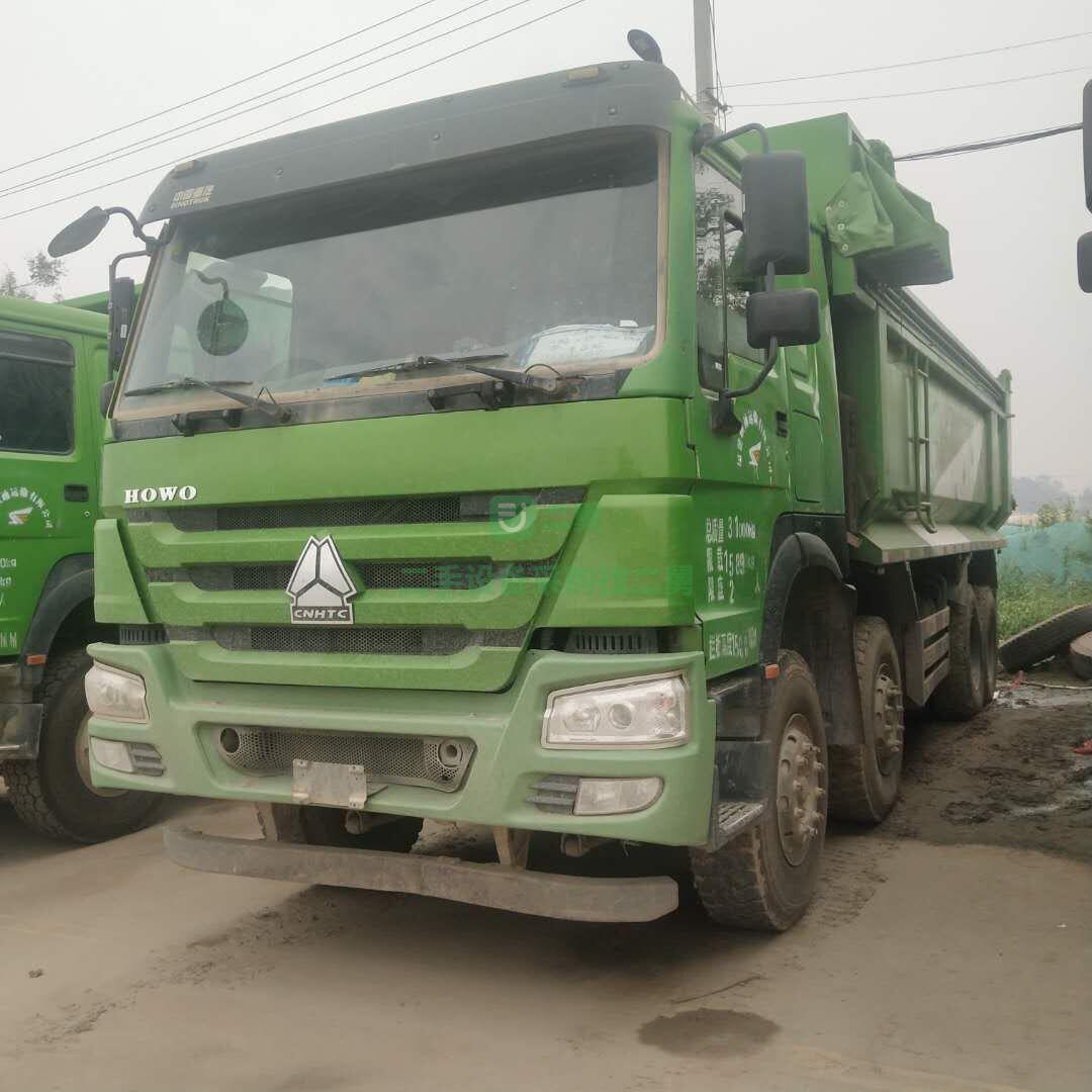 出售二手豪沃8.6米前四后八渣土工程自卸車