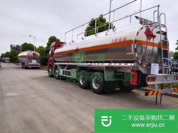 廣東出售二手解放27噸前四后八鋁合金油罐車