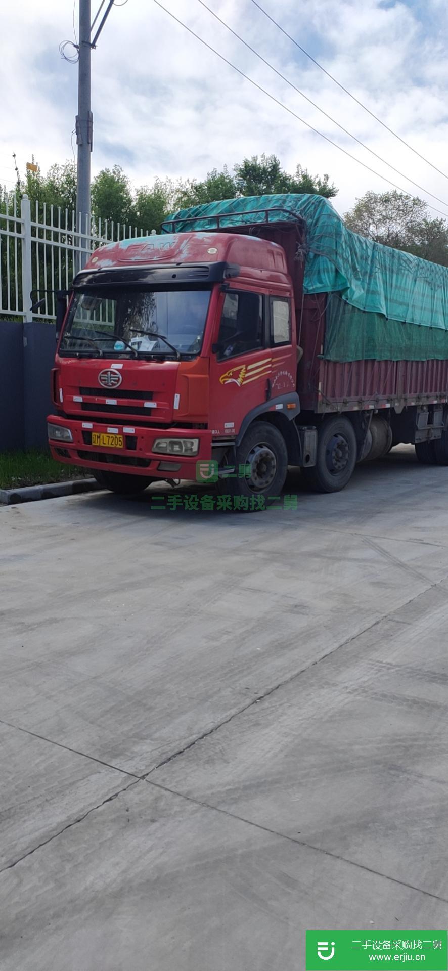 黑龍江出售二手青島解放360馬力貨車