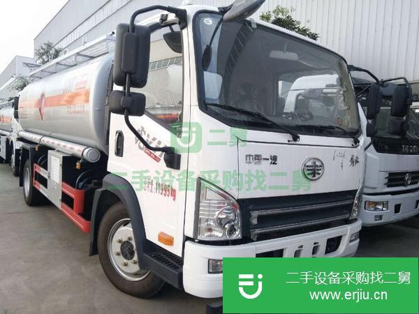 貴州出售二手楚勝8噸油罐車