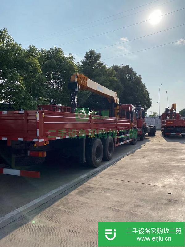 廣西出售二手東風(fēng)后八輪12噸隨車(chē)吊