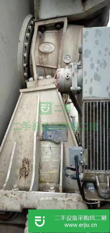 山東出售二手豪沃?jǐn)嚢柢嚕瑏喬厣涎b大20方，車況精品，手續(xù)齊全！
