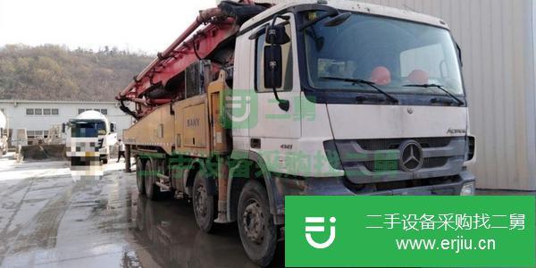 江蘇出售二手奔馳50米叉腿泵車