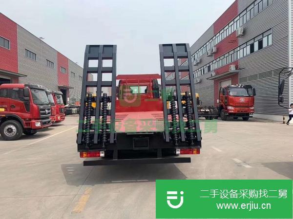 云南出售二手解放后八輪平板運輸車