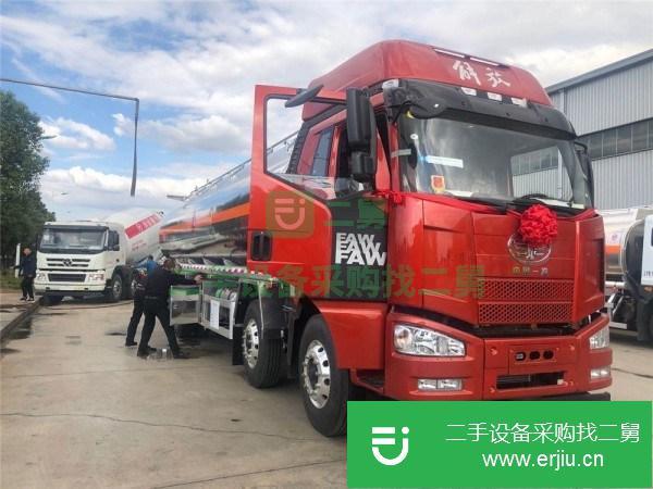 山西出售二手解放前四后八鋁合金油罐車