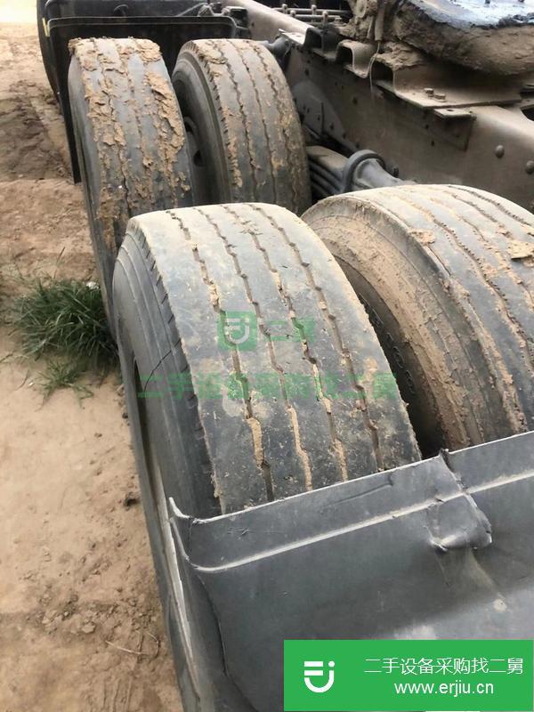 新疆出售二手東風天龍牽引車，360馬力雙驅