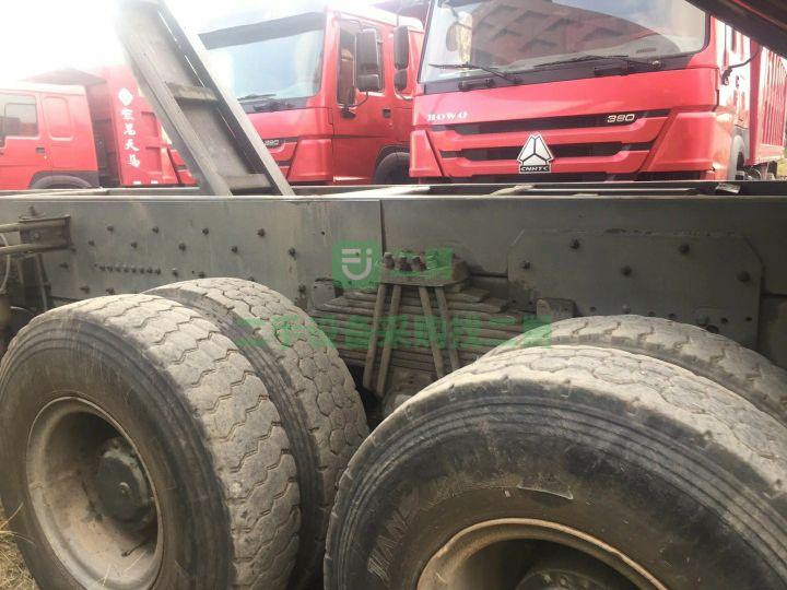 出售國四豪沃前四后八380馬力12速自卸車