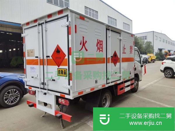 江蘇出售二手江鈴順達4.2米藍牌可拉廢機油危險品廂式運輸車