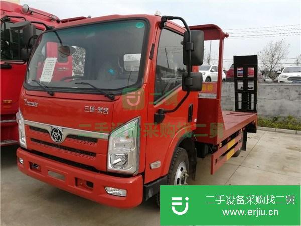 四川出售二手解放J6小三軸平板運(yùn)輸車
