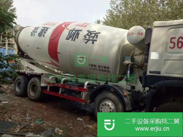新疆出售二手豪沃大20方攪拌車