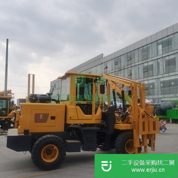 山東出售波形高速護(hù)欄打樁機(jī)