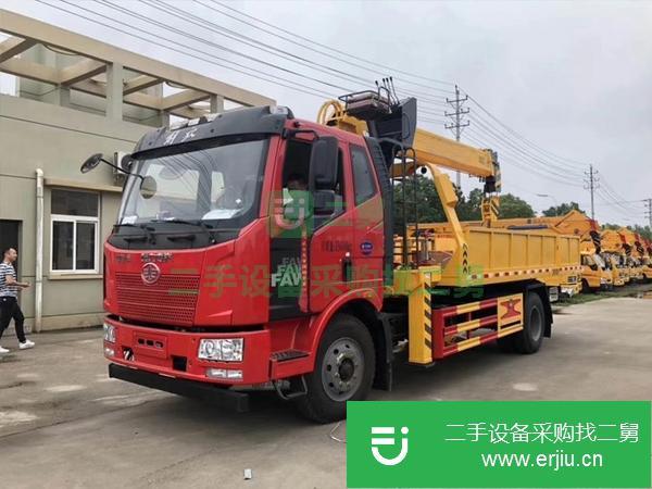 青海出售二手8噸藍牌隨車吊