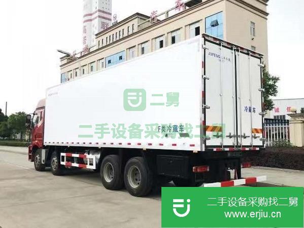 陜西出售二手黃牌9.6米解放J6P肉鉤冷藏車